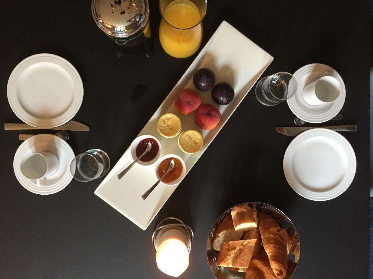 Bed and Breakfast Chez Henri Belves-de-Castillon Экстерьер фото