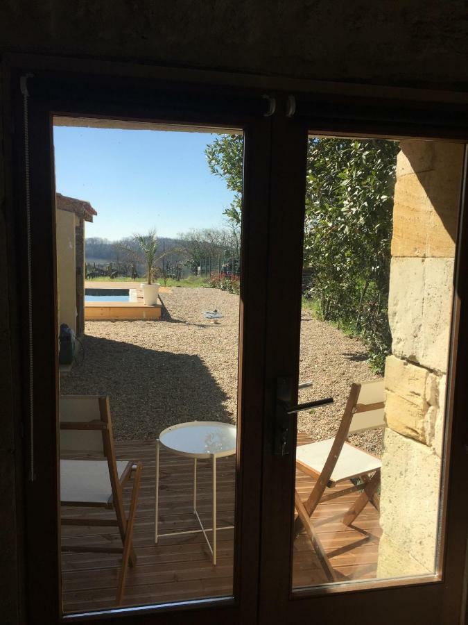 Bed and Breakfast Chez Henri Belves-de-Castillon Экстерьер фото
